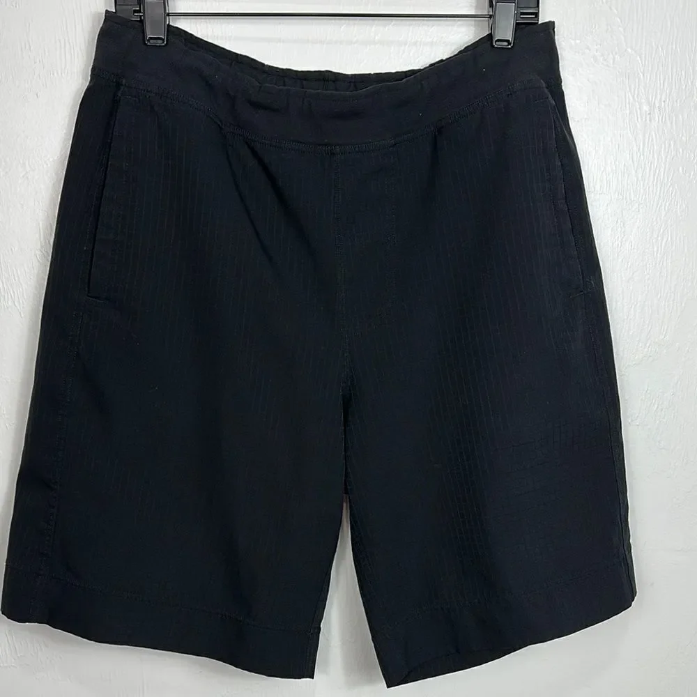 Lululemon Athletica Black Geo Pattern Activewear Shorts Size L